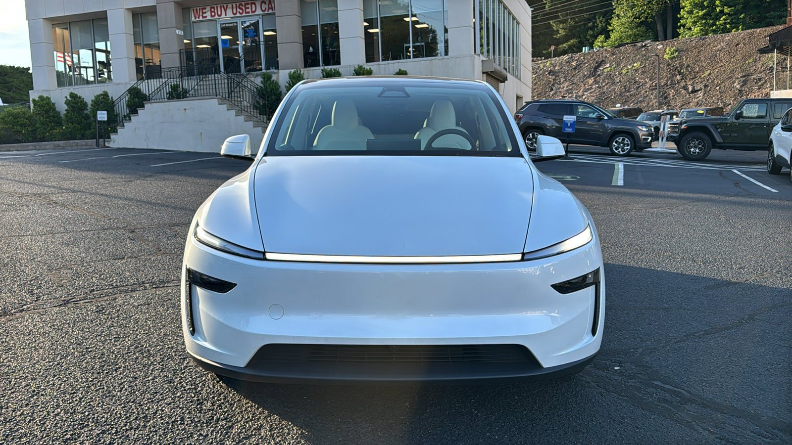 Used 2026 Tesla Model Y 2WD image 2