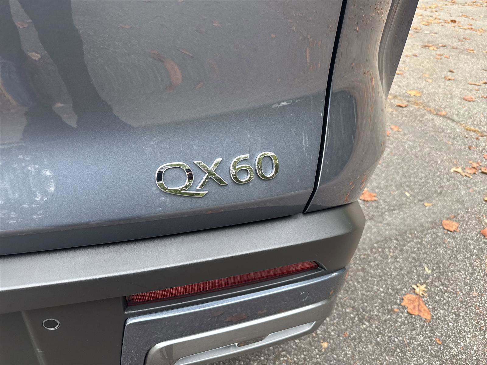 Used 2025 INFINITI QX60 Sensory w/ Vision Package image 7