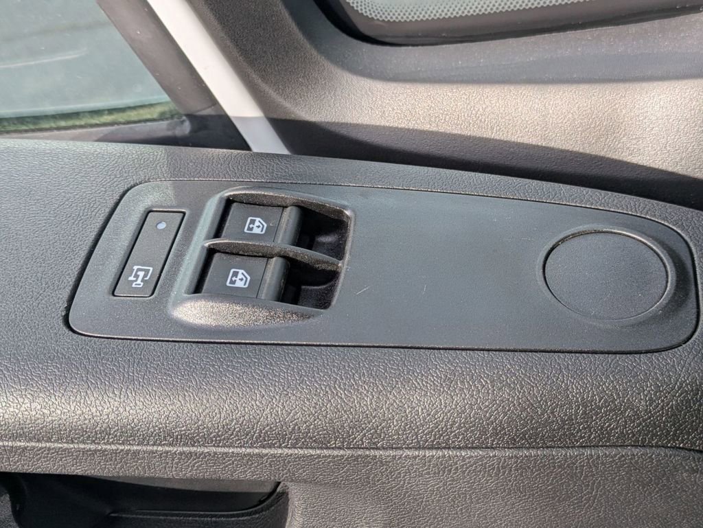 Used 2024 RAM ProMaster 2500 FWD image 19