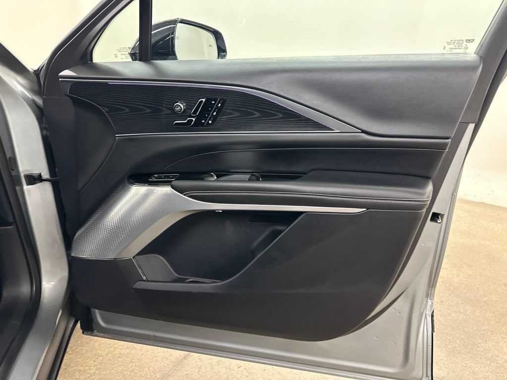 Certified 2025 Cadillac Lyriq Sport AWD/4WD image 18