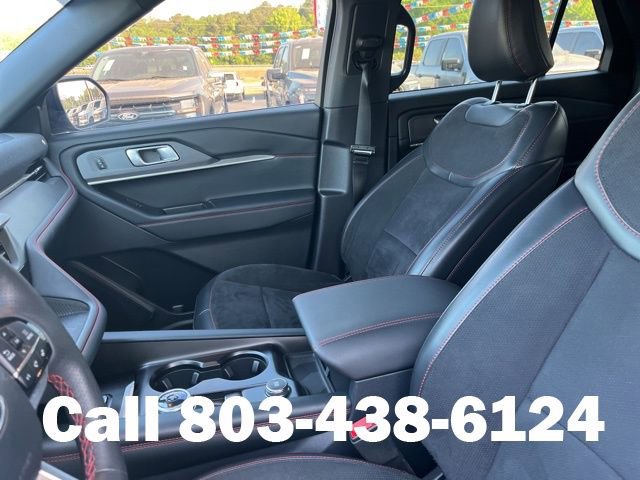 Used 2025 Ford Explorer ST AWD/4WD image 10