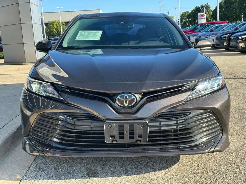 Used 2019 Toyota Camry LE w/ Convenience Package FWD image 9