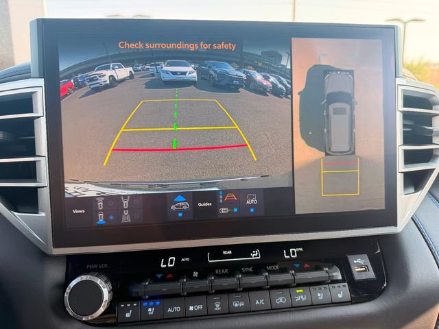 Used 2025 Toyota Sequoia Platinum AWD/4WD image 25