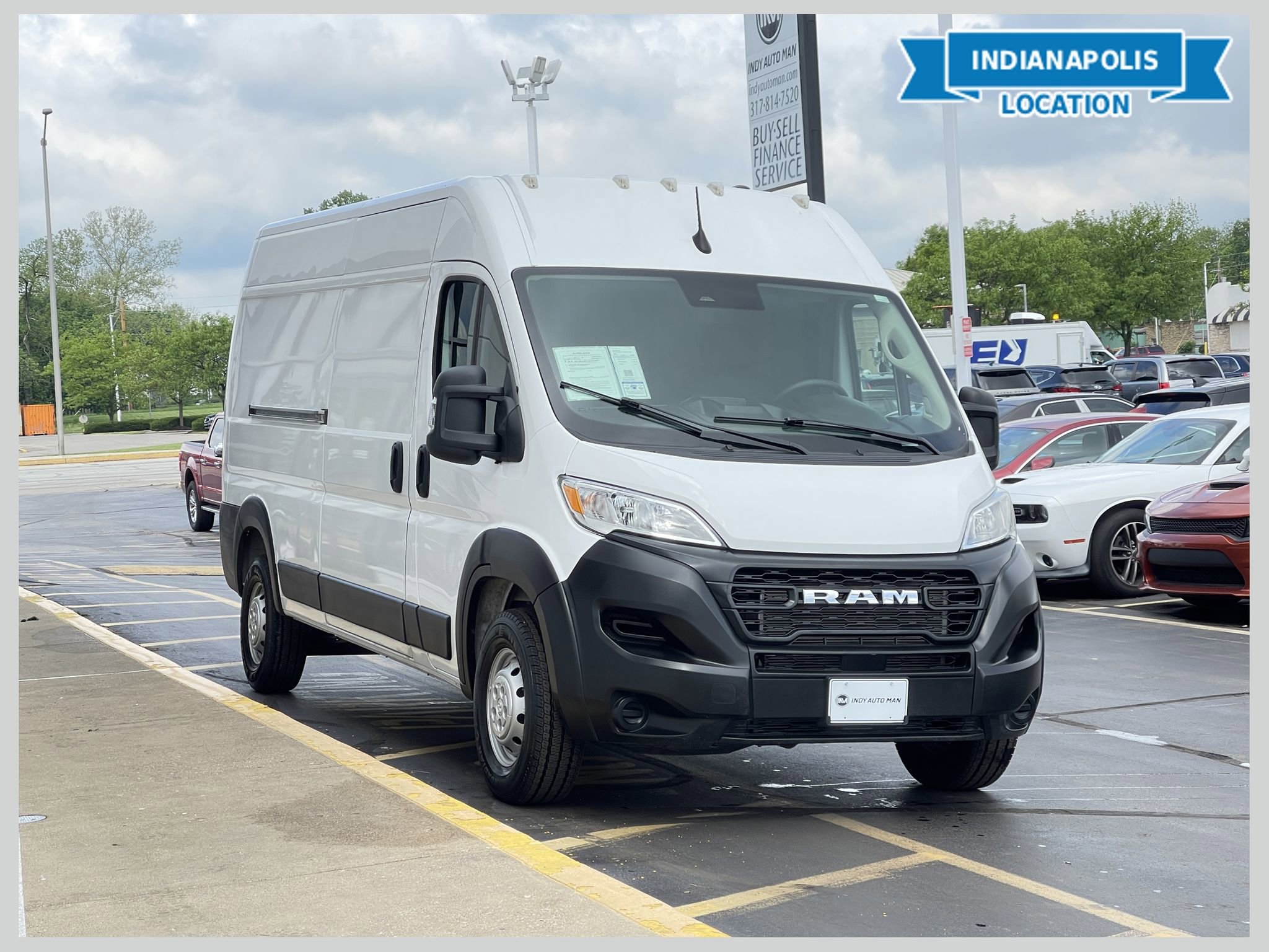 Used 2023 RAM ProMaster 3500 FWD image 1