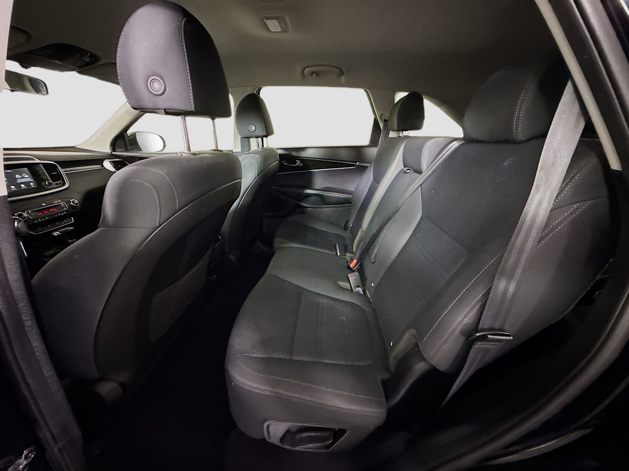 Used 2020 Kia Sorento LX w/ LX I4 Convenience Package image 24