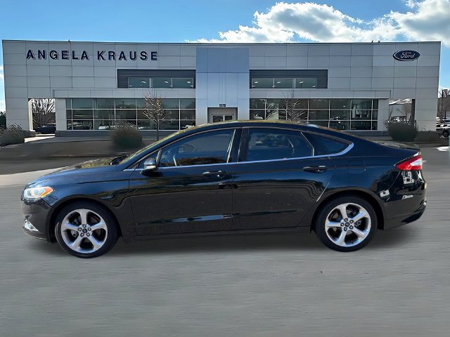 Used 2014 Ford Fusion SE FWD image 4