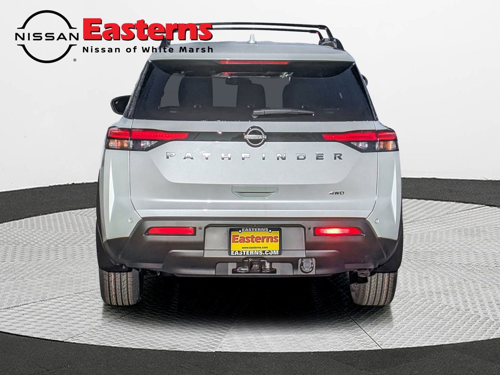 New 2025 Nissan Pathfinder SV w/ SV Premium Package image 8