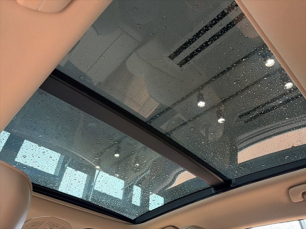 Used 2015 Hyundai Genesis 3.8 w/ Option Group 04 image 18