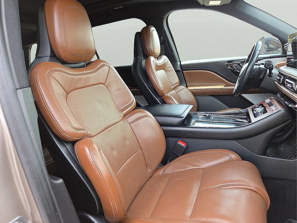 Used 2021 Lincoln Aviator Reserve w/ Equipment Group 201A RWD image 9