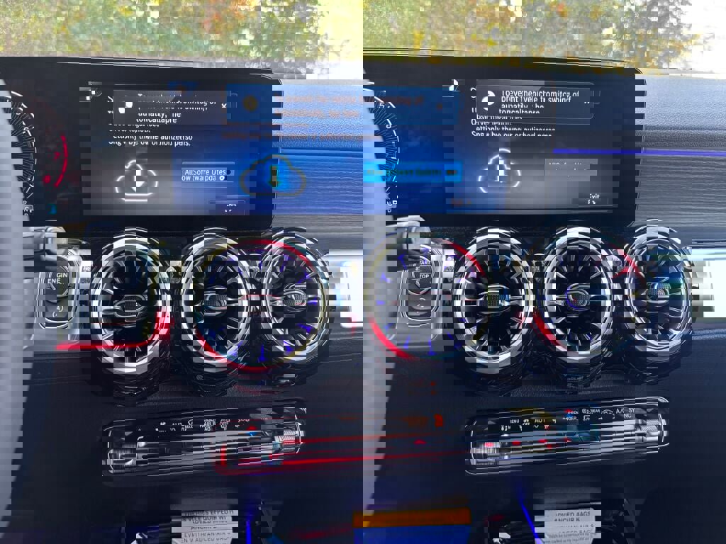 New 2026 Mercedes-Benz GLB 250 GLB 250 image 21