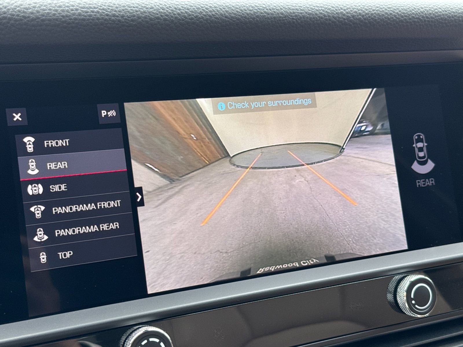 Certified 2023 Porsche Macan image 24