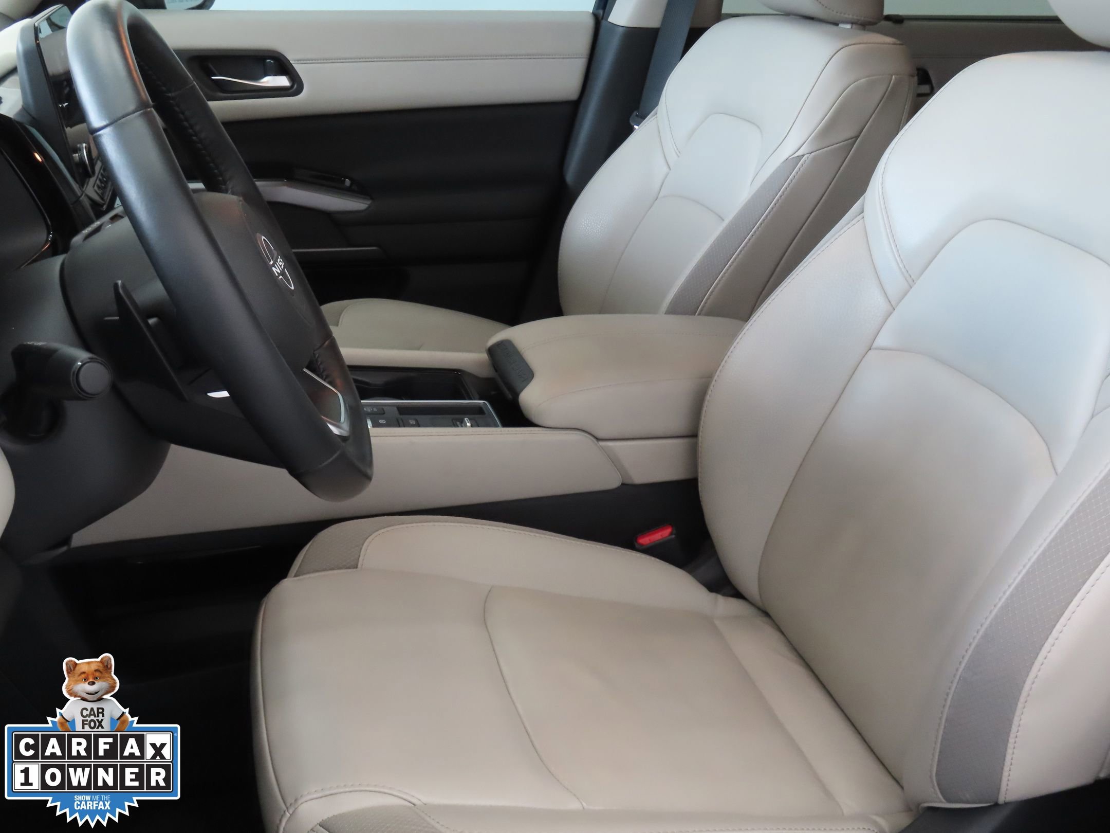 Used 2023 Nissan Pathfinder SL w/ SL Premium Package FWD image 13