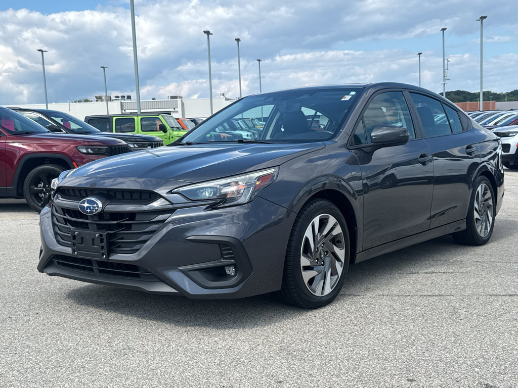 Used 2024 Subaru Legacy Limited AWD/4WD image 2