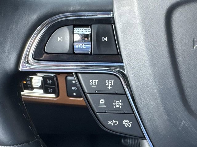 Used 2024 Lincoln Navigator L Reserve image 31