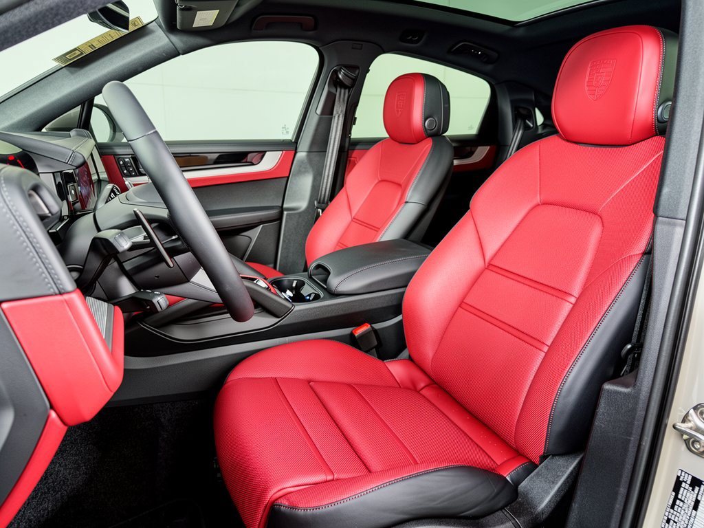 New 2026 Porsche Cayenne S AWD/4WD image 5