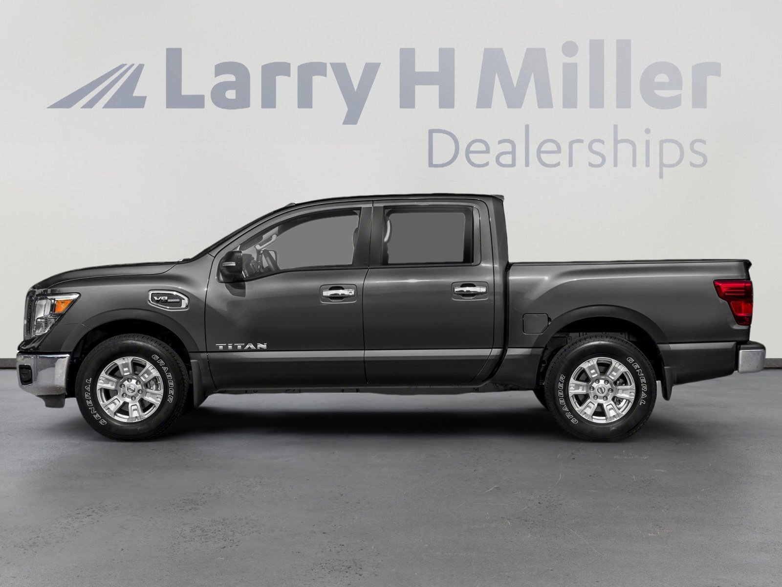 Used 2019 Nissan Titan SV w/ SV Convenience Package RWD image 3