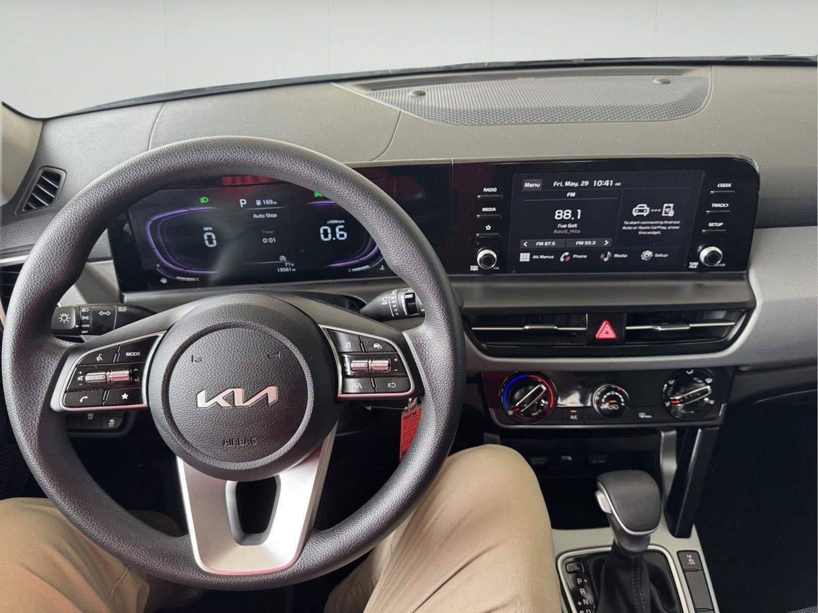 Used 2026 Kia Seltos LX AWD/4WD image 19