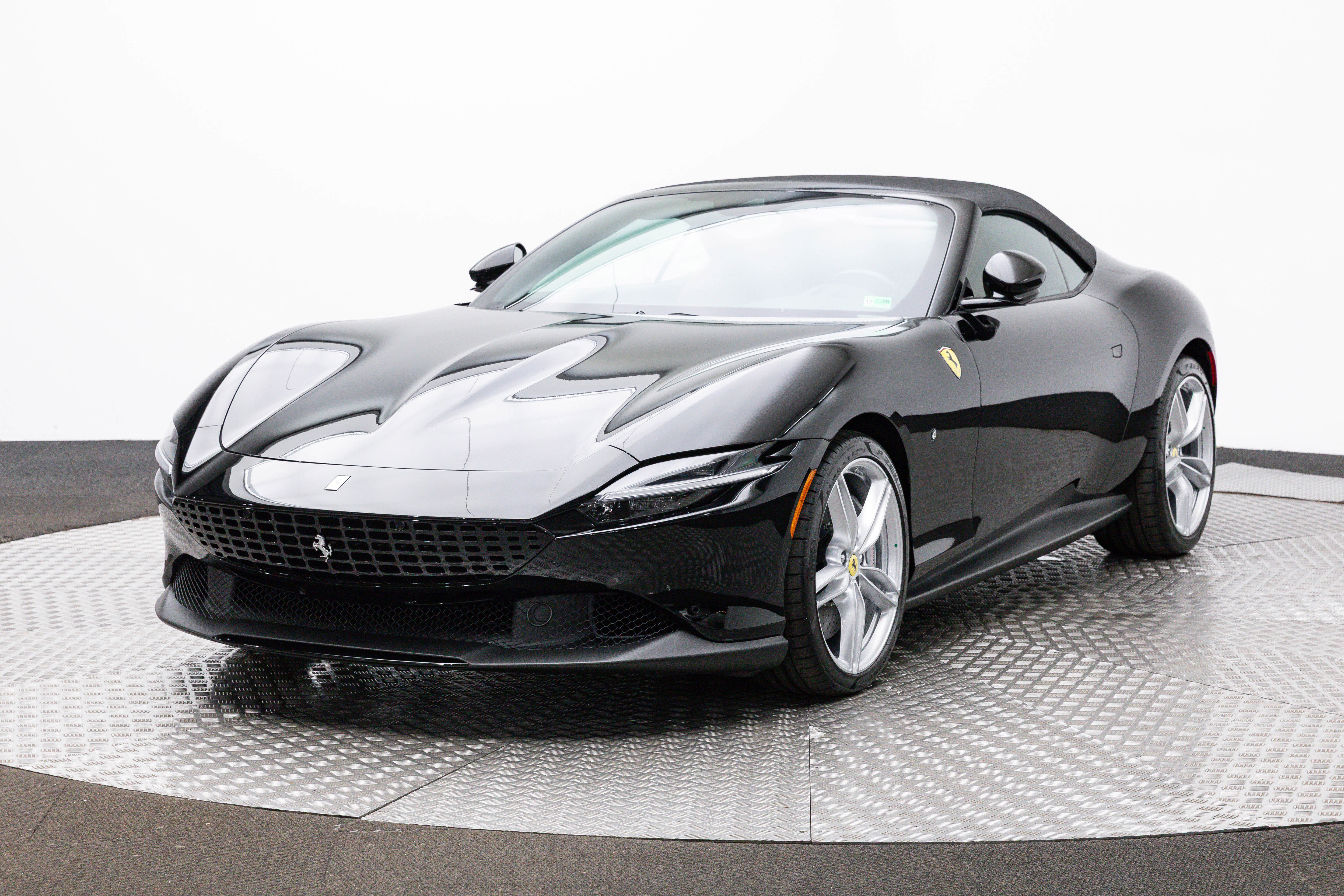 Certified 2026 Ferrari Roma Spider image 65