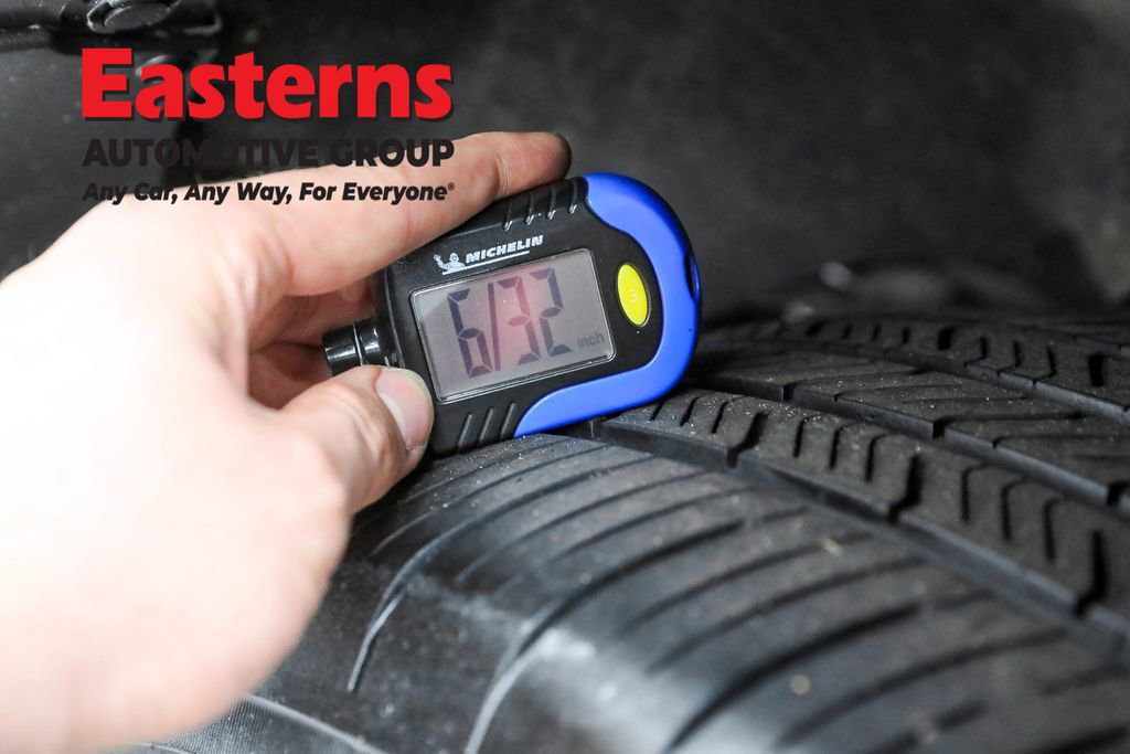 Used 2024 Nissan Pathfinder S image 26