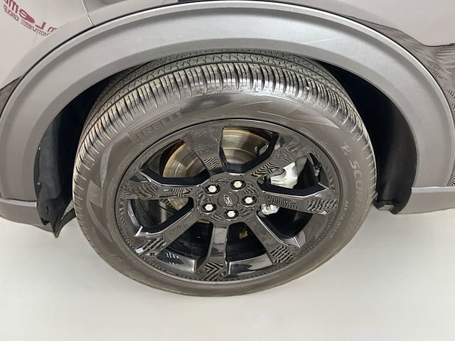 Used 2023 Ford Explorer ST-Line w/ Class IV Trailer Tow Package image 32