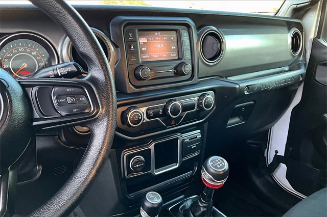 Used 2021 Jeep Wrangler Sport image 9