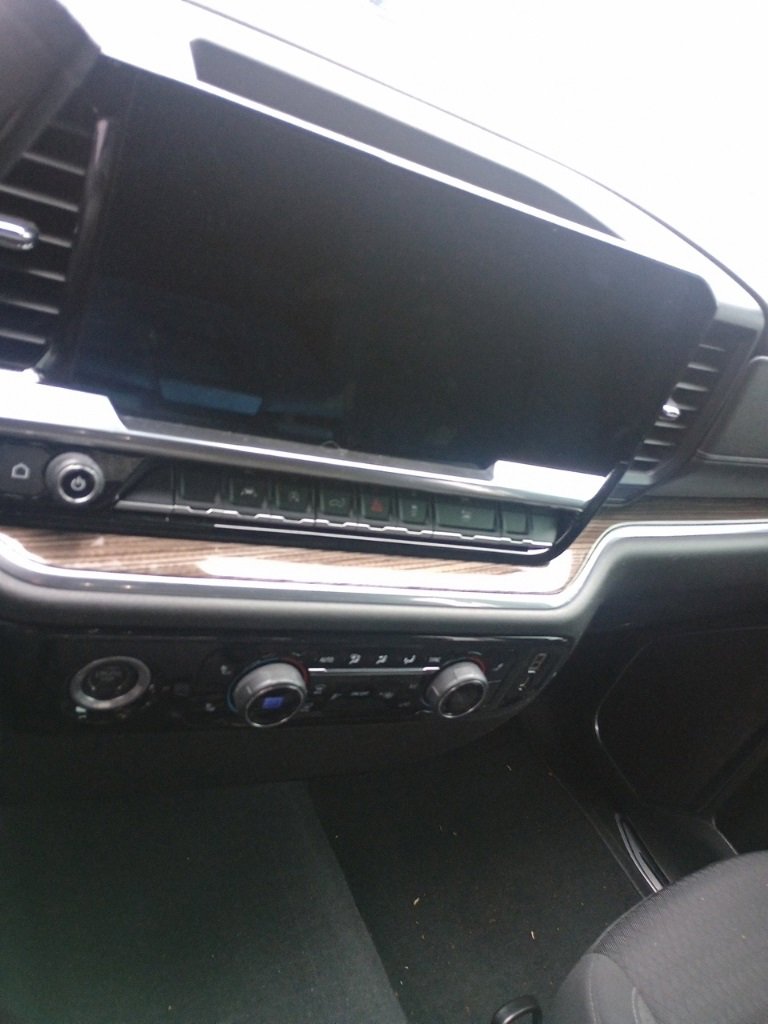 Used 2022 Chevrolet Silverado 1500 LT w/ Protection Package image 14