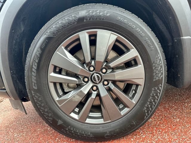 Used 2024 Nissan Pathfinder S image 28