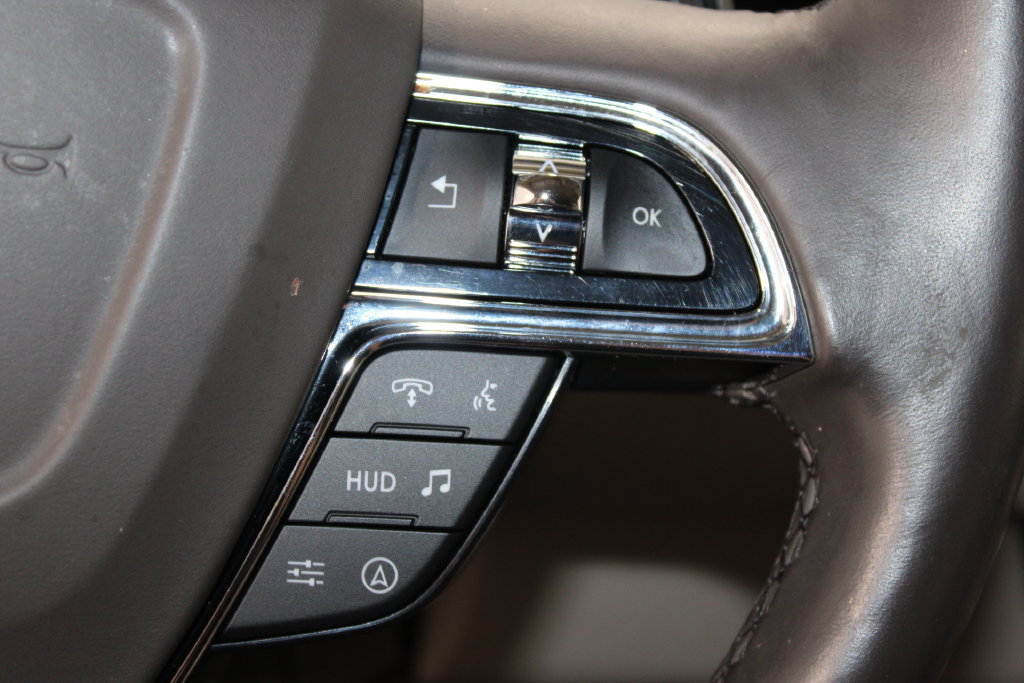 Used 2023 Lincoln Navigator Reserve AWD/4WD image 43