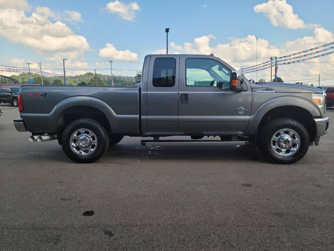 Used 2012 Ford F250 XLT w/ XLT Premium Pkg AWD/4WD image 21