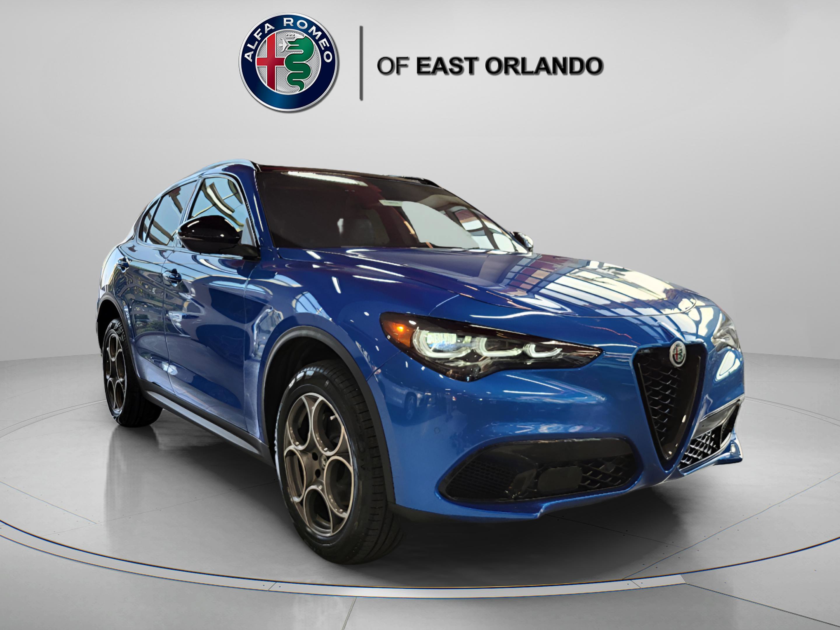 New 2025 Alfa Romeo Stelvio Sprint