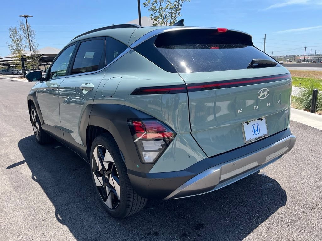 Used 2024 Hyundai Kona Limited FWD image 6