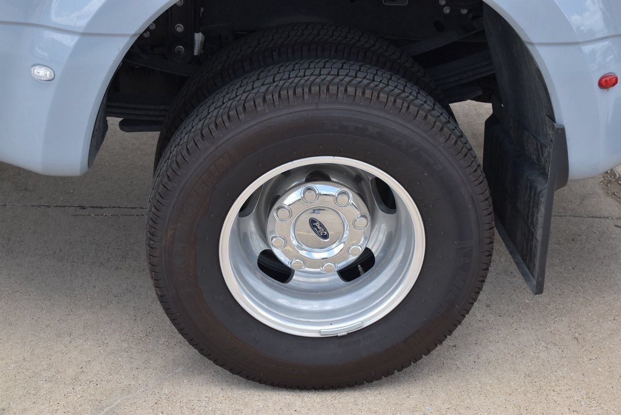 Used 2026 Ford F350 Platinum w/ Platinum Plus Package AWD/4WD image 13