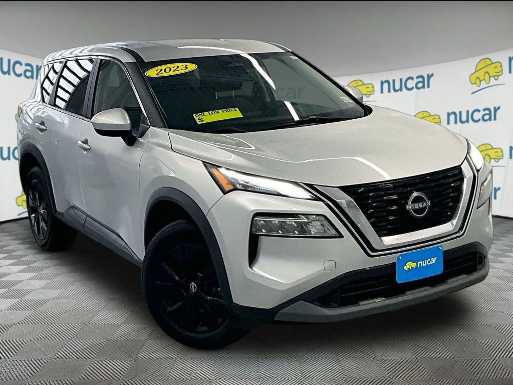 Used 2023 Nissan Rogue SV