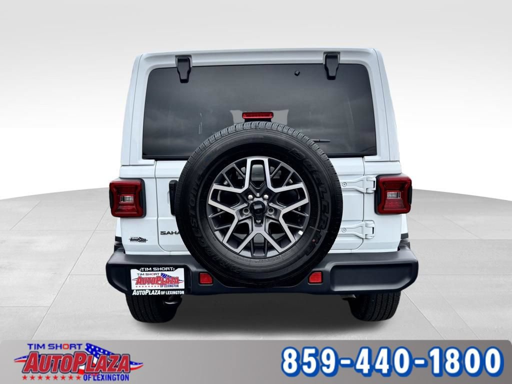 Used 2026 Jeep Wrangler Unlimited Sahara AWD/4WD image 11