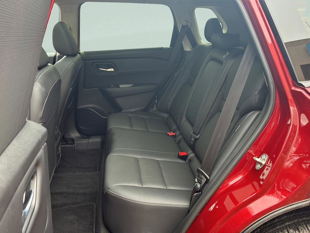 Used 2024 Nissan Rogue SL w/ SL Premium Package image 25