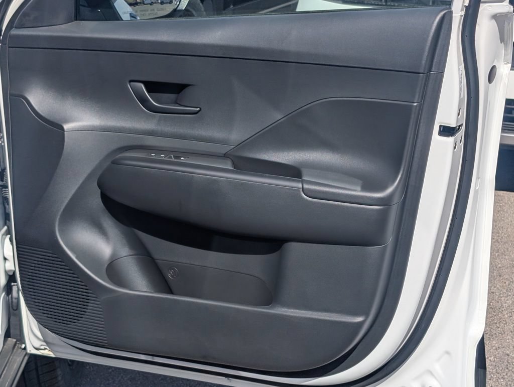 New 2025 Hyundai Kona SEL AWD/4WD image 24