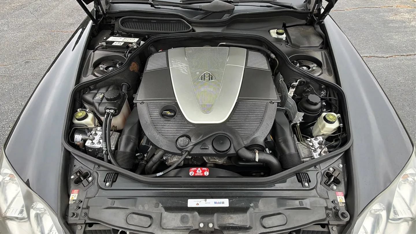 Used 2004 Maybach 57 RWD image 12