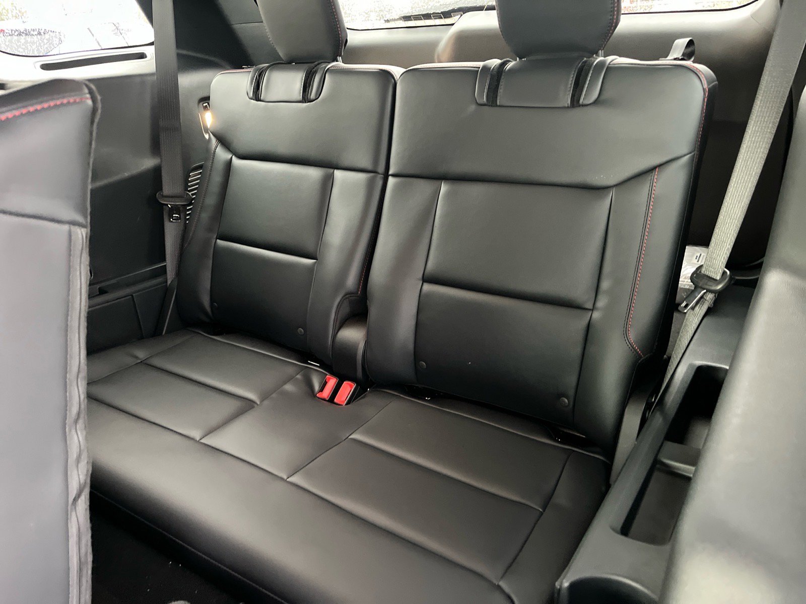 New 2026 Ford Explorer ST-Line w/ ST-Line Street Pack AWD/4WD image 18