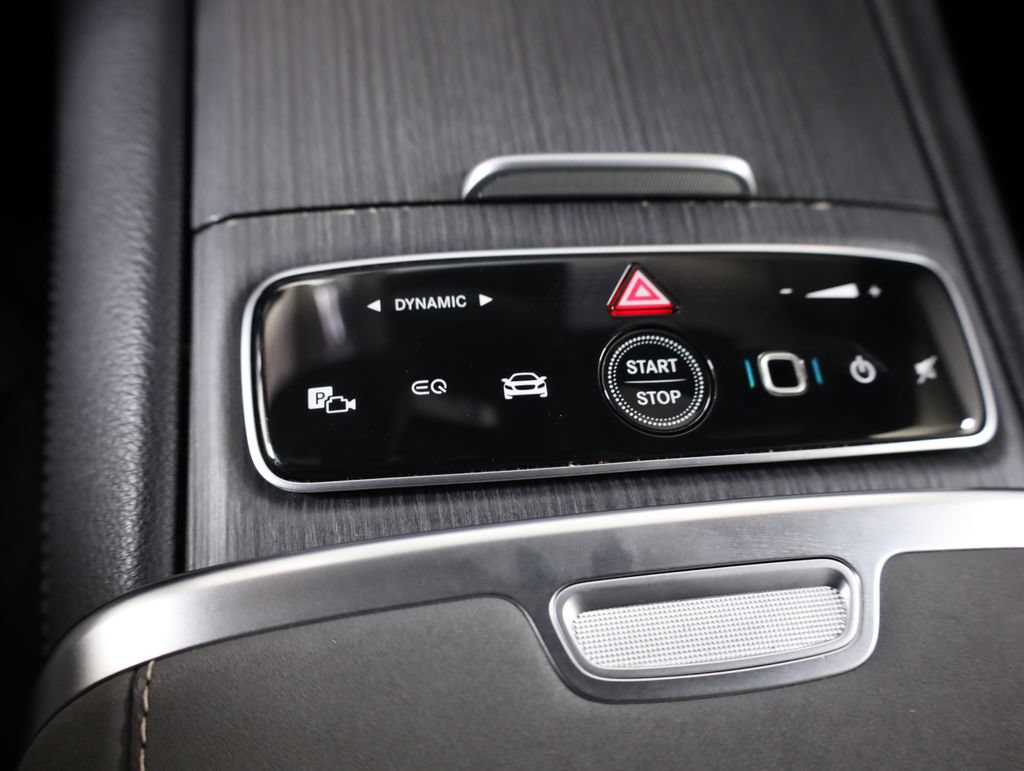 Used 2023 Mercedes-Benz EQS 580 4MATIC SUV image 24
