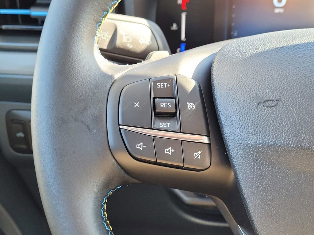 New 2026 Ford Maverick Lobo image 40