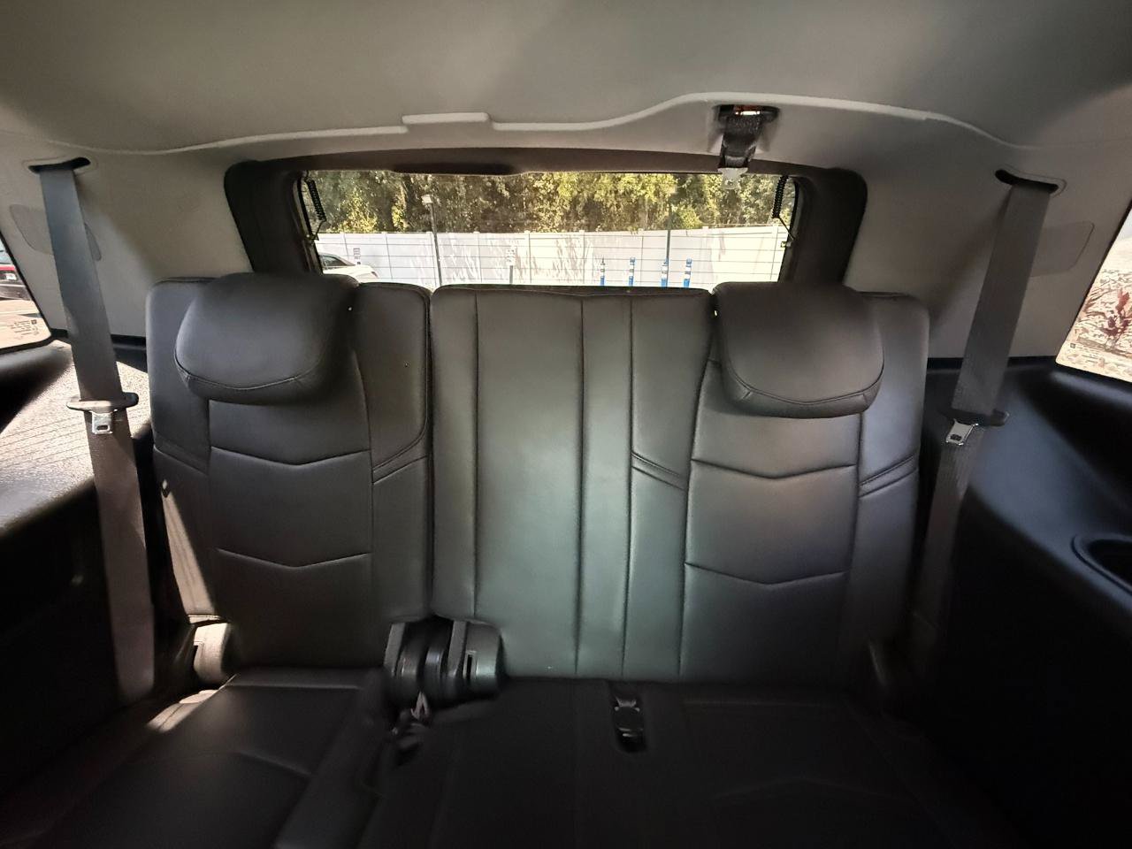 Used 2017 Cadillac Escalade 2WD image 24