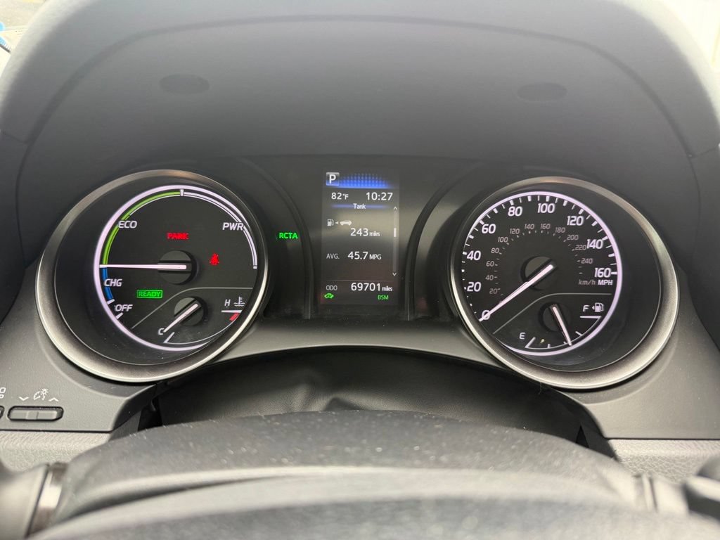 Used 2023 Toyota Camry SE w/ Audio Upgrade Package FWD image 11