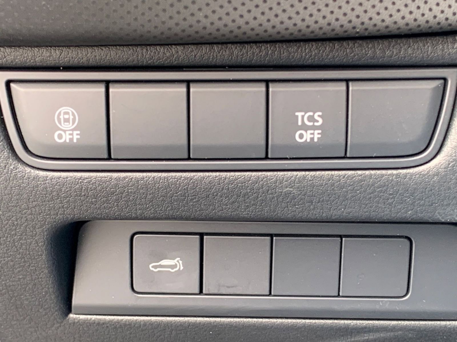 Used 2025 MAZDA CX-50 AWD 2.5 S w/ Premium Package image 23