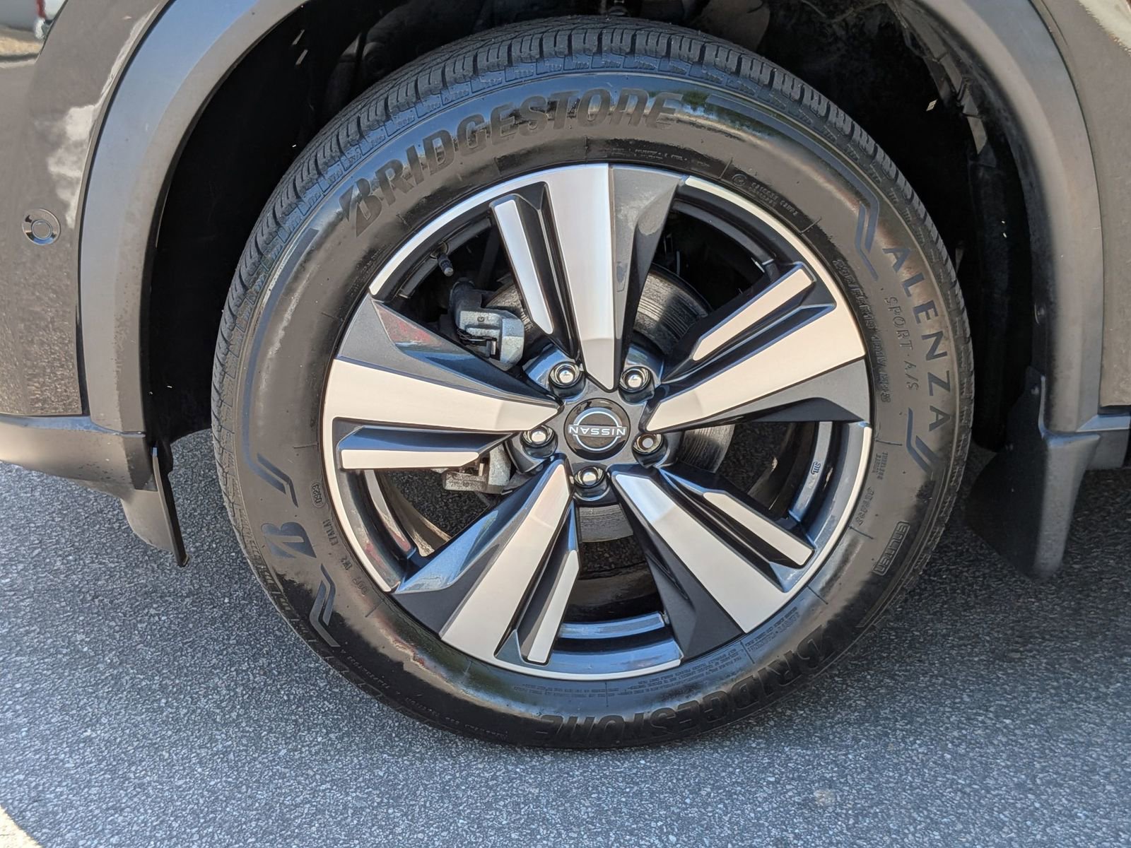 Used 2023 Nissan Rogue SL w/ SL Premium Package AWD/4WD image 10