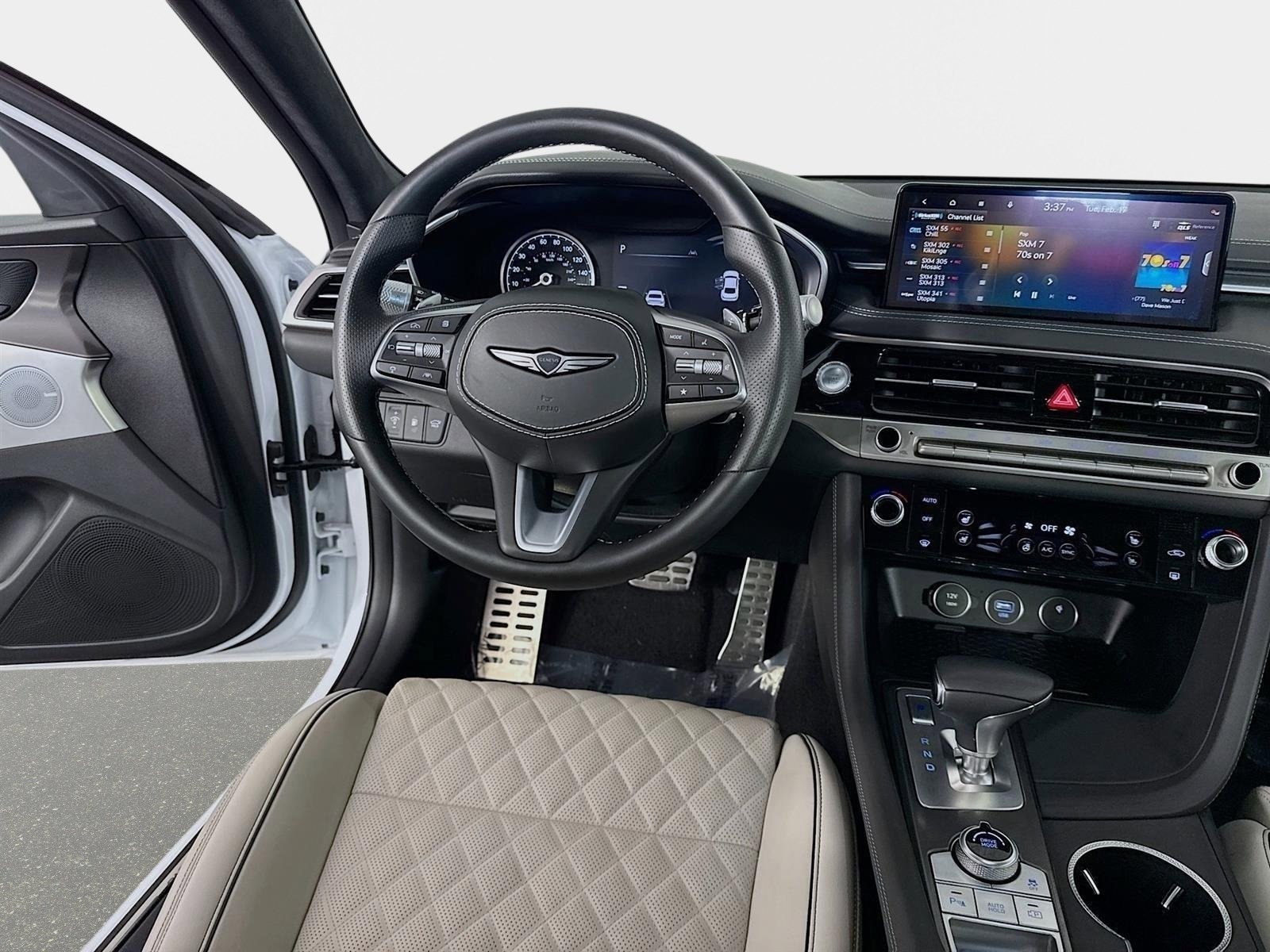Certified 2025 Genesis G70 3.3T Advanced w/ Sport Prestige Package image 25