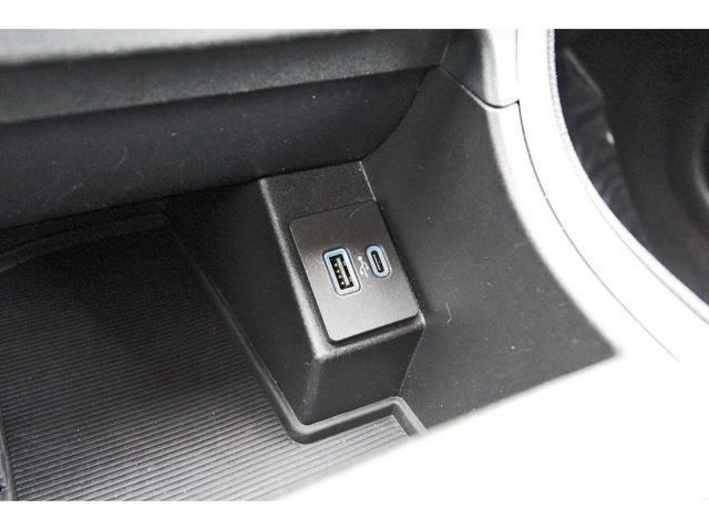 Used 2023 Ford Edge SEL image 25