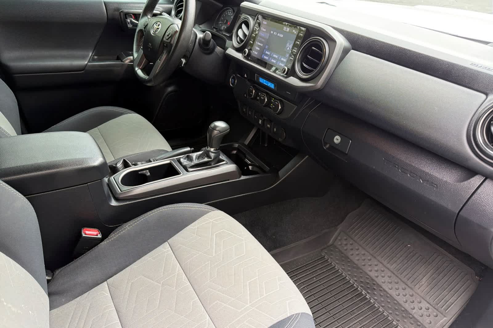 Used 2021 Toyota Tacoma TRD Sport w/ Technology Package RWD image 15