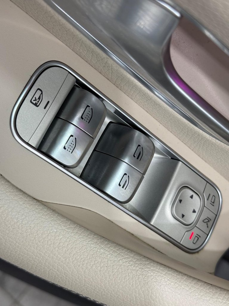 Used 2020 Mercedes-Benz GLS 450 4MATIC image 19
