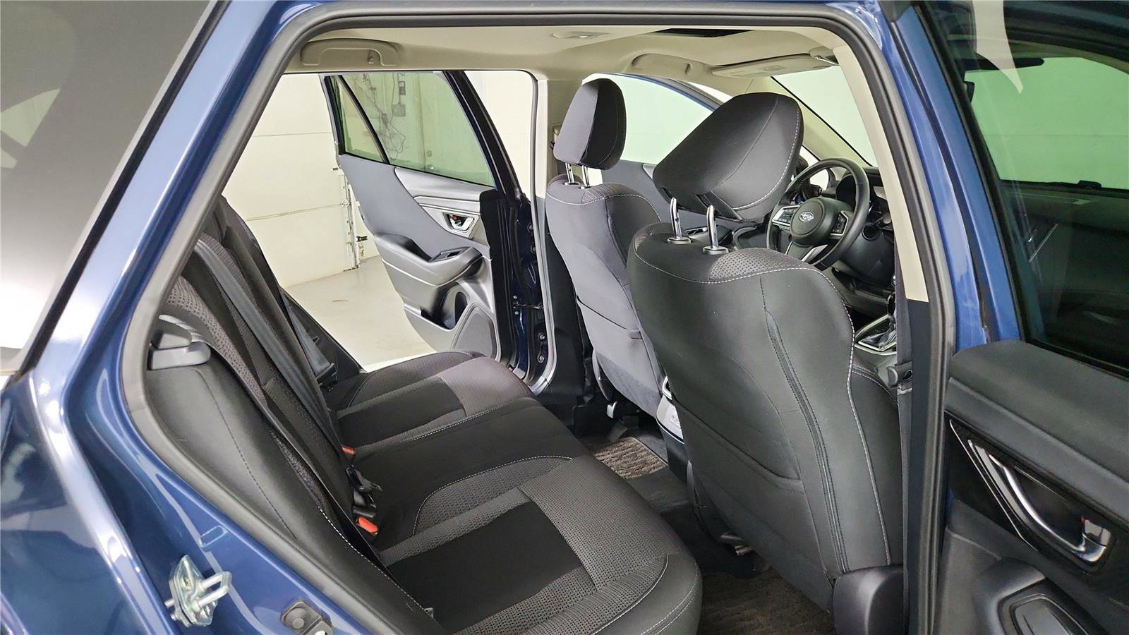 Used 2023 Subaru Outback Premium image 25