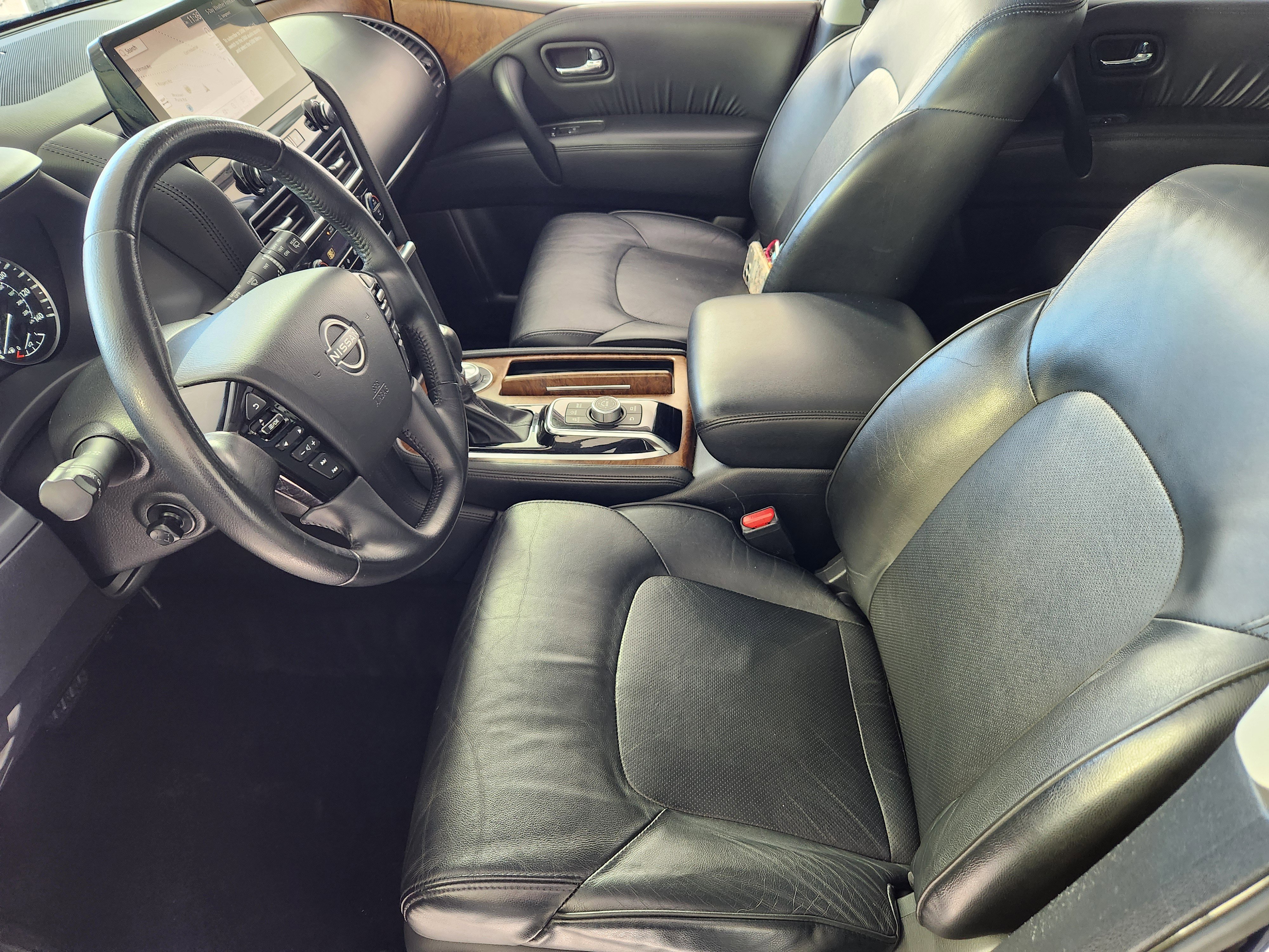 Used 2023 Nissan Armada SL w/ Captain's Chairs Package image 11